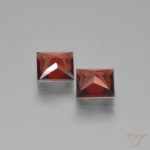 Pyrope Garnet Gemstones in 5 x 5 mm (calibrated) Size for Sale, Pyrope Garnet Stones in Dark Red Color