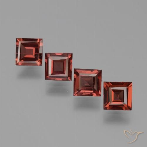2.48ctw Natural Currant Red Pyrope Garnet, Square, VS