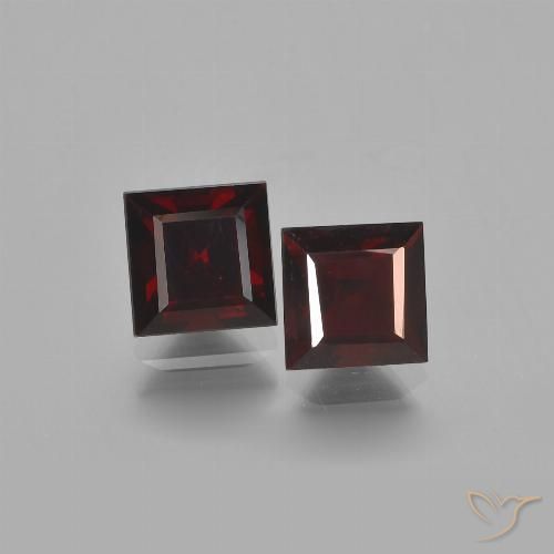 1.93ctw Natural Blackish Red Pyrope Garnet, Square, VS
