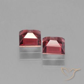 Pyrope Garnet Gemstones in 4.9 x 4.8 mm Size for Sale, Pyrope Garnet Stones in Merlot Red Color