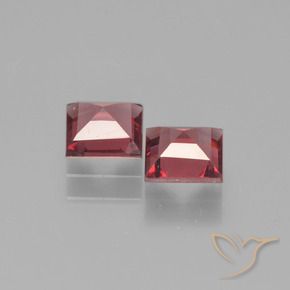 Pyrope Garnet Gemstones in 5 x 5 mm (calibrated) Size for Sale, Pyrope Garnet Stones in Scarlet Red Color
