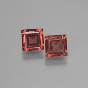 Medium-Dark Red Pyrope Garnet Gem - 0.7ct Square Step-Cut (ID: 451294)