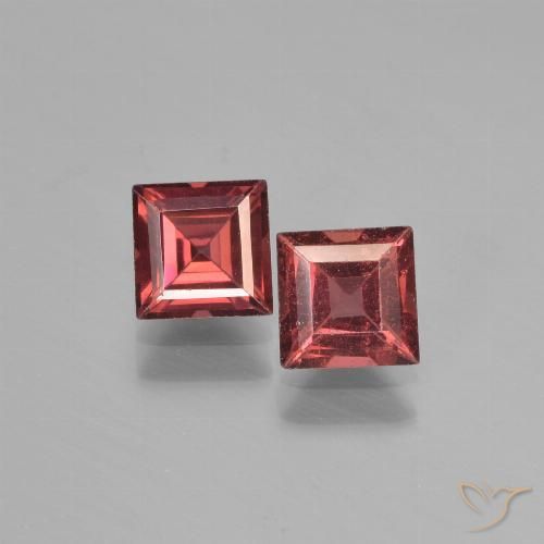 1.55 ct Square Cut Pyrope Garnet, 5 x 5 mm From Mozambique, Photo A
