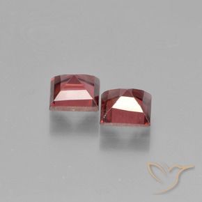 Pyrope Garnet Gemstones in 5 x 5 mm (calibrated) Size for Sale, Pyrope Garnet Stones in Scarlet Red Color