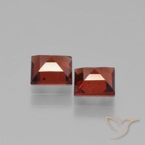 Pyrope Garnet Gemstones in 5 x 5 mm (calibrated) Size for Sale, Pyrope Garnet Stones in Dark Red Color