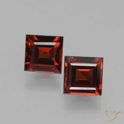 1.46 ct Square Cut Pyrope Garnet, 5.1 x 5 mm From Mozambique, Photo A