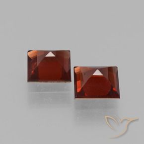 Pyrope Garnet Gemstones in 5 x 5 mm (calibrated) Size for Sale, Pyrope Garnet Stones in Deep Red Color