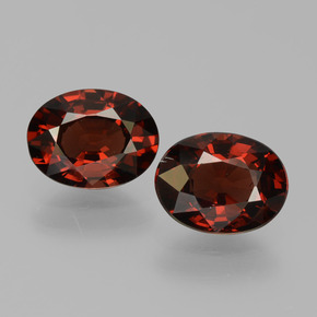 tiefrot Pyrop-Granat Edelstein - 1.6ct Oval facettiert (ID: 451727)