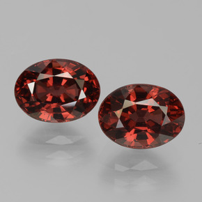 Dark Red Pyrope Garnet Gem - 1.9ct Oval Facet (ID: 451729)