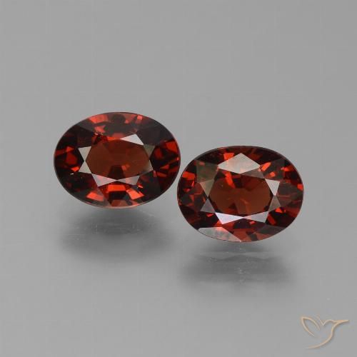 Rouge foncé Grenat Pyrope gemme - 1.6ct Ovale facette (ID: 451745)