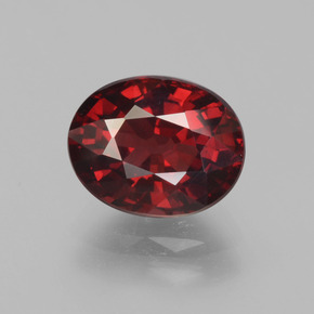 3.75 ct Red Pyrope Garnet Gemstone, Pyrope Garnet Gem in Oval Facet Shape for Sale.