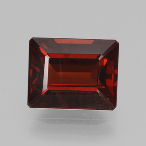 4.18 ct Red Pyrope Garnet Gemstone, Pyrope Garnet Gem in Octagon Step Cut Shape for Sale.