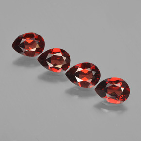 Deep Blood Red Pyrope Garnet Gem - 0.8ct Pear Facet (ID: 452995)