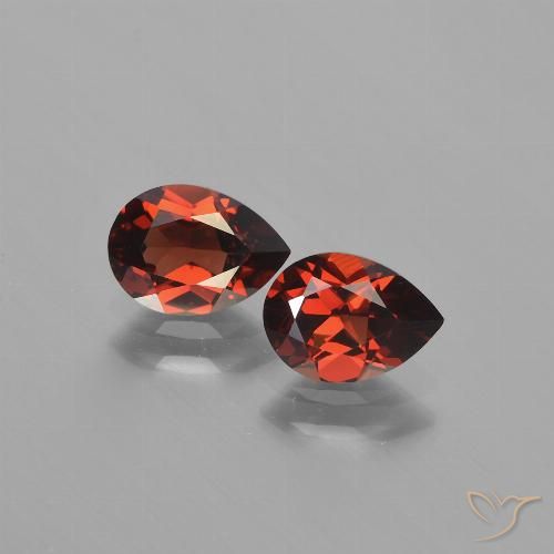 1.81 ct Pear Cut Pyrope Garnet, 7 x 5.1 mm From Mozambique, Photo A