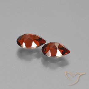 Pyrope Garnet Gemstones in 7 x 5 mm (calibrated) Size for Sale, Pyrope Garnet Stones in Merlot Red Color