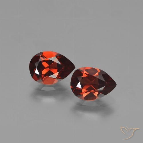 1.73ctw Natural Dark Red Pyrope Garnet, Pear Shape, VVS-VS