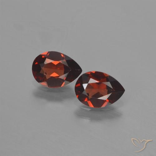 1.62ctw Natural Dark Red Pyrope Garnet, Pear Shape, VVS-VS
