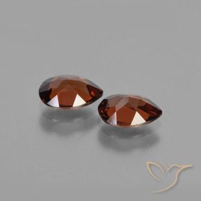 Pyrope Garnet Gemstones in 7 x 5 mm (calibrated) Size for Sale, Pyrope Garnet Stones in Dark Red Color