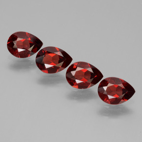 Темно-красный Гранат Пироп Камень - 0.8ct Фасетная Груша (ID: 453318)