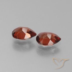 Pyrope Garnet Gemstones in 7 x 5 mm (calibrated) Size for Sale, Pyrope Garnet Stones in Bright Red Color