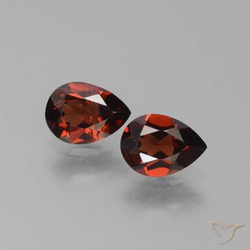 1.65 ct Pear Cut Pyrope Garnet, 7.1 x 5.2 mm From Mozambique, Photo A