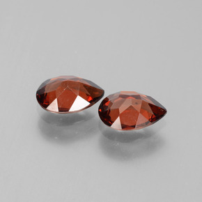 Pyrope Garnet Gemstones in 7 x 5 mm (calibrated) Size for Sale, Pyrope Garnet Stones in Merlot Red Color