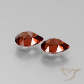Pyrope Garnet Gemstones in 7.1 x 5.2 mm Size for Sale, Pyrope Garnet Stones in Merlot Red Color