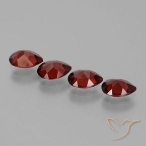 Pyrope Garnet Gemstones in 7.1 x 5.2 mm Size for Sale, Pyrope Garnet Stones in Deep Red Color
