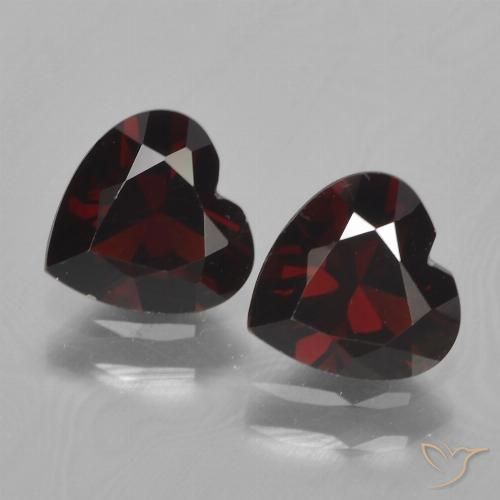 1.71 ct Heart Cut Pyrope Garnet, 6 x 6 mm From Mozambique, Photo A