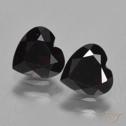 1.66 ct Heart Cut Pyrope Garnet, 5.9 x 6 mm From Mozambique, Photo A