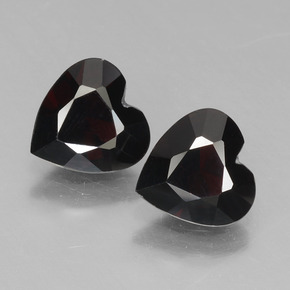 Rojo negruzco Granate Piropo Gema - 0.8ct Forma de corazón (ID: 456392)