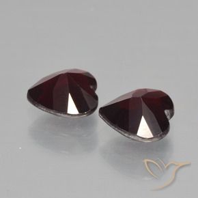 Pyrope Garnet Gemstones in 6 x 6 mm (calibrated) Size for Sale, Pyrope Garnet Stones in Dark Red Color