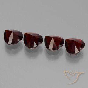 Pyrope Garnet Gemstones in 6 x 6 mm (calibrated) Size for Sale, Pyrope Garnet Stones in Blackish Red Color