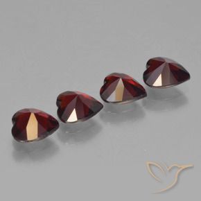 Pyrope Garnet Gemstones in 6 x 6 mm (calibrated) Size for Sale, Pyrope Garnet Stones in Blackish Red Color