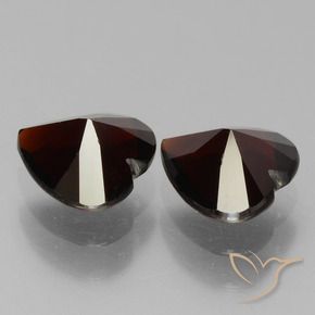 Pyrope Garnet Gemstones in 6 x 6 mm (calibrated) Size for Sale, Pyrope Garnet Stones in Dark Red Color