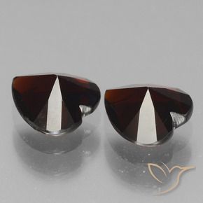 Pyrope Garnet Gemstones in 6 x 6 mm (calibrated) Size for Sale, Pyrope Garnet Stones in Blackish Red Color