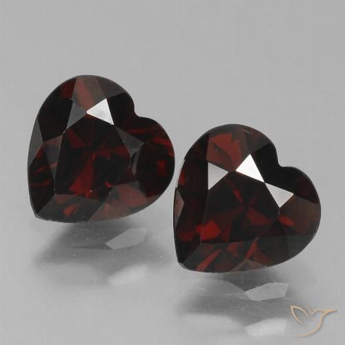 1.77 ct Heart Cut Pyrope Garnet, 6.1 x 6 mm From Mozambique, Photo A