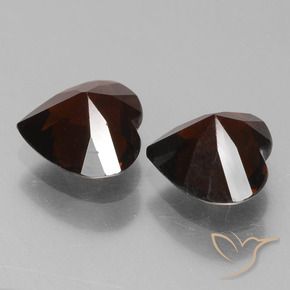 Pyrope Garnet Gemstones in 6 x 6 mm (calibrated) Size for Sale, Pyrope Garnet Stones in Blackish Red Color