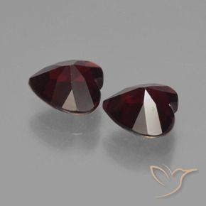 Pyrope Garnet Gemstones in 6 x 6 mm (calibrated) Size for Sale, Pyrope Garnet Stones in Dark Red Color
