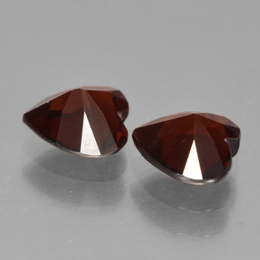 Pyrope Garnet Gemstones in 6 x 6 mm (calibrated) Size for Sale, Pyrope Garnet Stones in Blackish Red Color