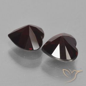 Pyrope Garnet Gemstones in 6 x 6 mm (calibrated) Size for Sale, Pyrope Garnet Stones in Dark Red Color