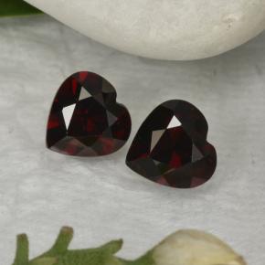 0.8ct Heart Facet Deep Red Pyrope Garnet for sale thumb image of 0.8ct Heart Facet Deep Red Pyrope Garnet (ID: 456702)