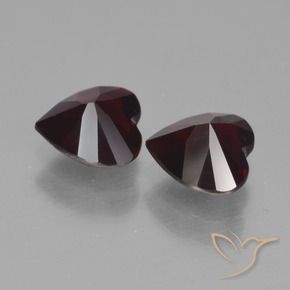 Pyrope Garnet Gemstones in 6 x 6 mm (calibrated) Size for Sale, Pyrope Garnet Stones in Blackish Red Color