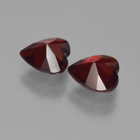 Pyrope Garnet Gemstones in 6 x 6 mm (calibrated) Size for Sale, Pyrope Garnet Stones in Blackish Red Color