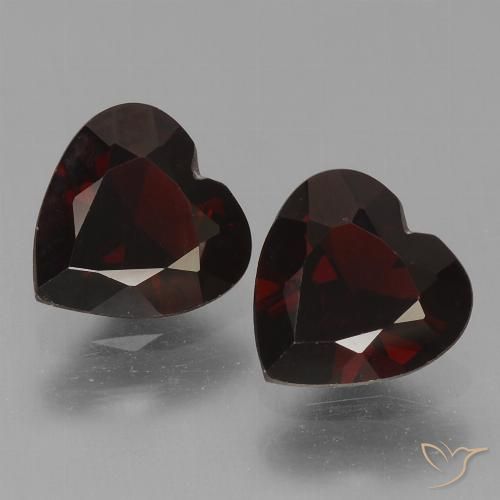 Blackish Red Pyrope Garnet Gem - 0.8ct Heart Facet (ID: 456725)