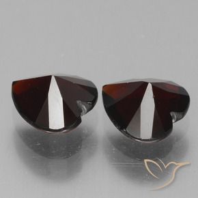 Pyrope Garnet Gemstones in 6 x 6 mm (calibrated) Size for Sale, Pyrope Garnet Stones in Blackish Red Color