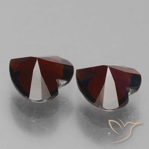 Pyrope Garnet Gemstones in 6 x 6 mm (calibrated) Size for Sale, Pyrope Garnet Stones in Dark Red Color