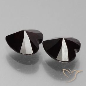 Pyrope Garnet Gemstones in 6 x 6 mm (calibrated) Size for Sale, Pyrope Garnet Stones in Dark Red Color