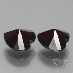 Pyrope Garnet Gemstones in 6.1 x 6.3 mm Size for Sale, Pyrope Garnet Stones in Dark Red Color