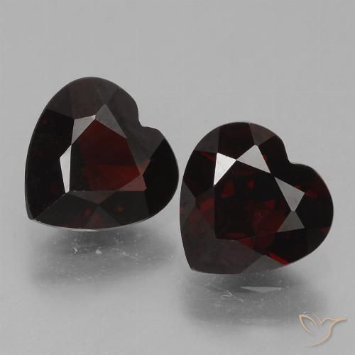 1.63 ct Heart Cut Pyrope Garnet, 6 x 6 mm From Mozambique, Photo A